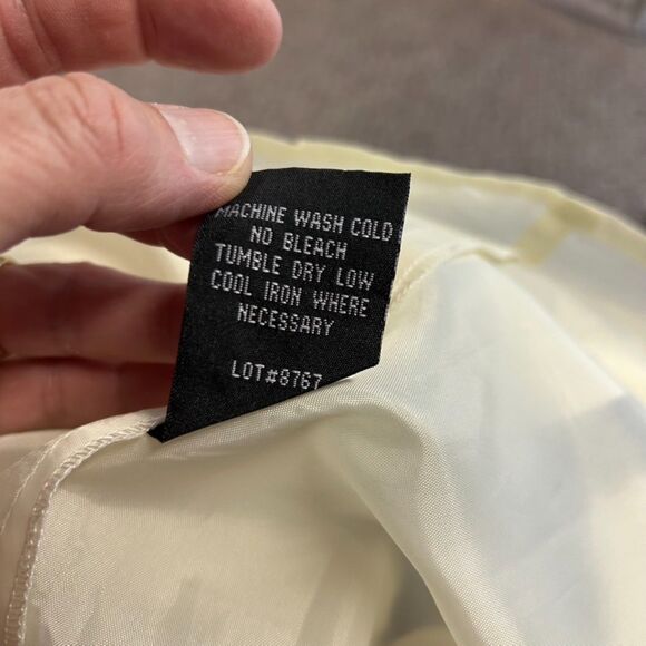 R&M Richards Ivory Black Floral V-Neck Sleeveless Fit & Flare Cocktail Dress 8 - Picture 14 of 16